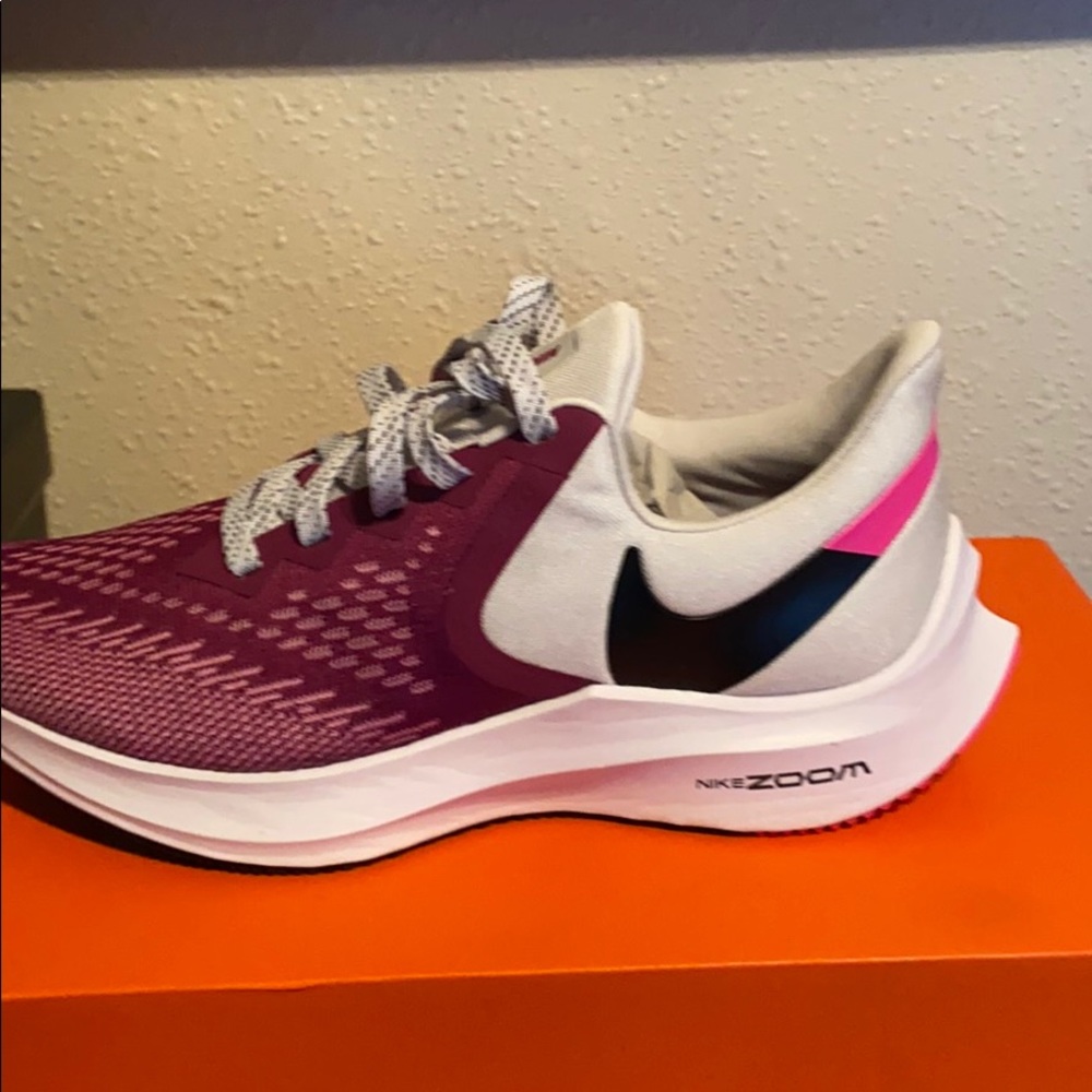 Women Nike Zoom WinFlo 6